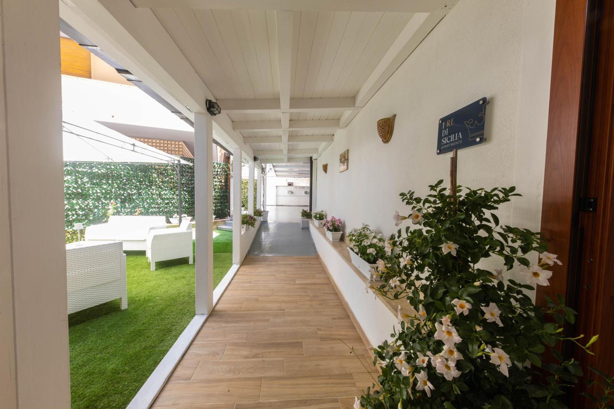 I Re Di Sicilia 2 Apartment Palermo Exterior photo